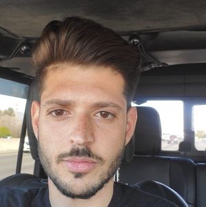 Meet your Posher, Elad